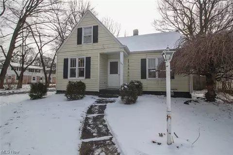 189 Clifton Dr, Youngstown, OH 44512