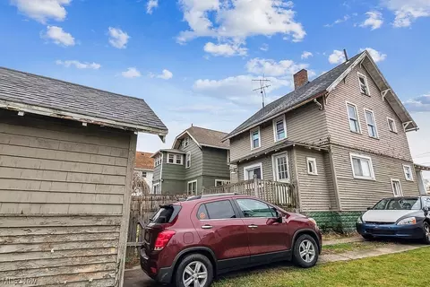 1351 W Prospect, Ashtabula, OH 44004 photo 4