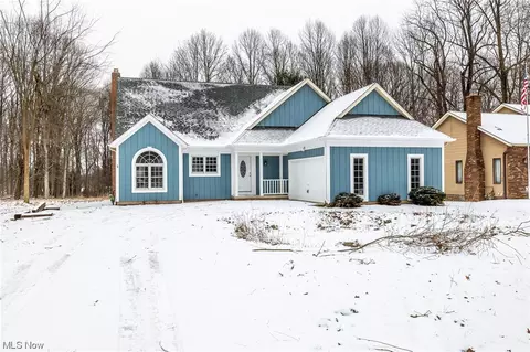 8333 Avery Rd, Broadview Heights, OH 44147