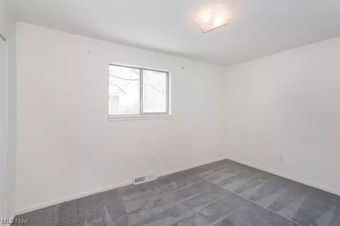 313 Warden Ave, Elyria, OH 44035 photo 19