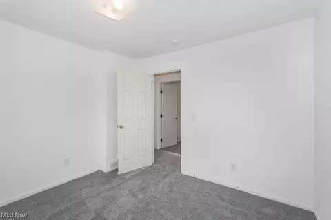 313 Warden Ave, Elyria, OH 44035 photo 15
