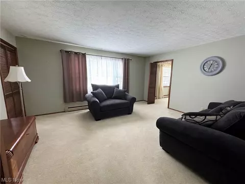 9062 E Mountain View Dr, Chardon, OH 44024 photo 13
