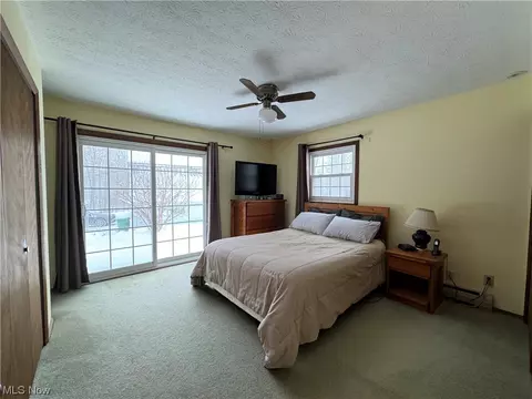 9062 E Mountain View Dr, Chardon, OH 44024 photo 21
