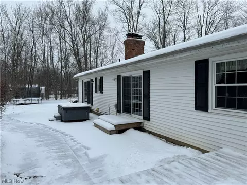 9062 E Mountain View Dr, Chardon, OH 44024 photo 32