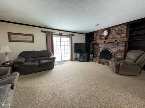 9062 E Mountain View Dr, Chardon, OH 44024 photo 18
