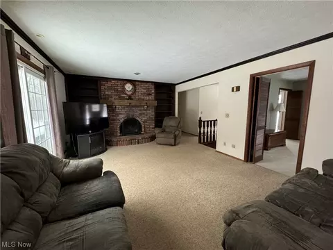 9062 E Mountain View Dr, Chardon, OH 44024 photo 17