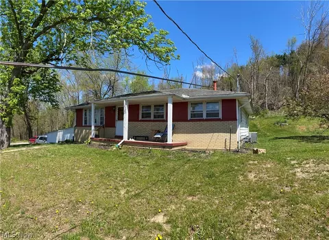 110 W 3rd St, Scio, OH 43988
