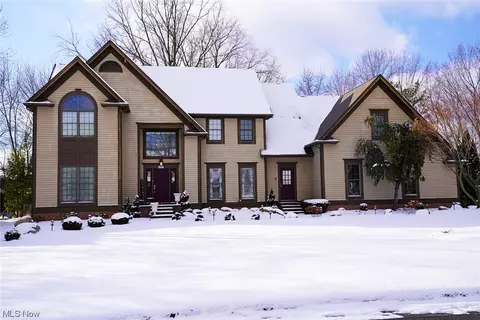 8593 Raintree, Poland, OH 44514