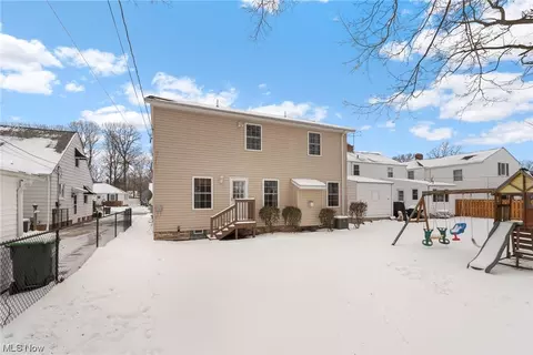 2249 Sunset Dr, Wickliffe, OH 44092 photo 25