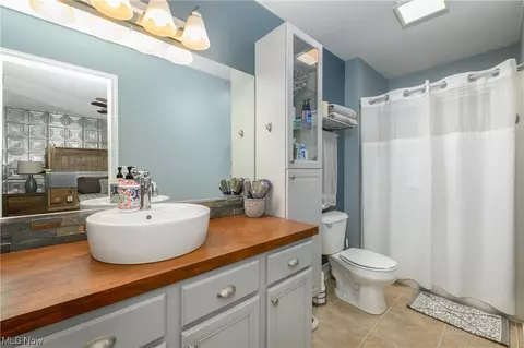 572 Wolf Ave, Wadsworth, OH 44281 photo 11