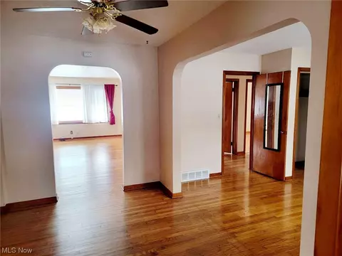 7313 First St, Mentor, OH 44060 photo 6