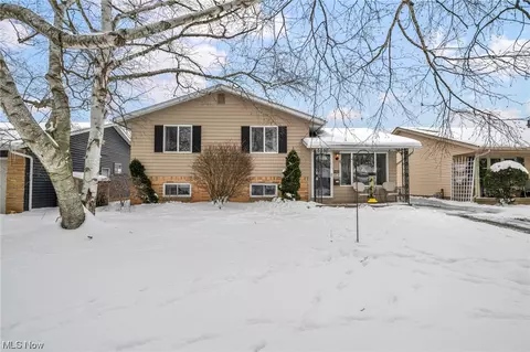 19502 Marwood, Cleveland, OH 44135