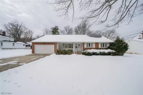 356 Avon Belden, Avon Lake, OH 44012