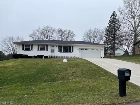 3653 Krisher Ave SW, Canton, OH 44706