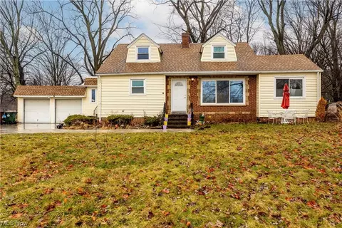 12990 W Pleasant Vly, Parma, OH 44130