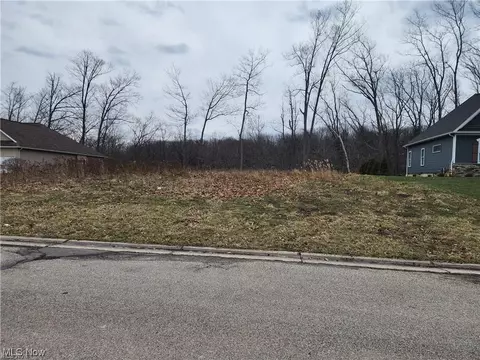 7315 Highbluff Ct, Concord, OH 44077