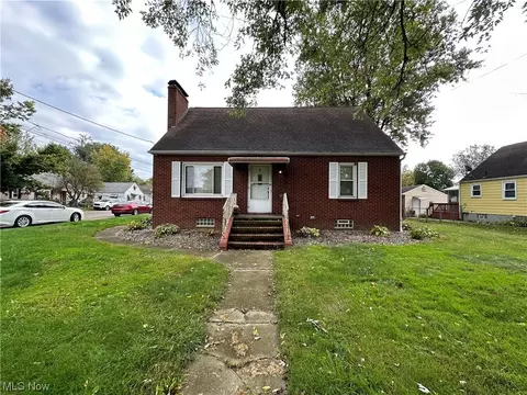 1926 Edwards Ave NE, Canton, OH 44705