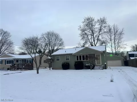 1769 Lealand Ave, Youngstown, OH 44514