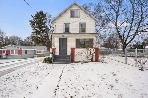 1403 Geneva Ave, Akron, OH 44314