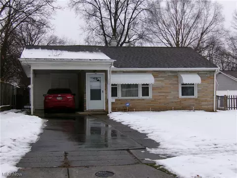 353 Stanford, Akron, OH 44314