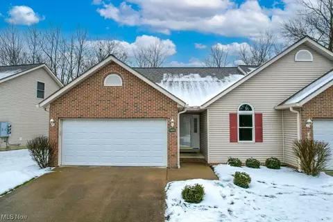 1411 Waters Edge Dr, Akron, OH 44313
