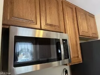 7203 Hampstead Ave, Parma, OH 44129 photo 10
