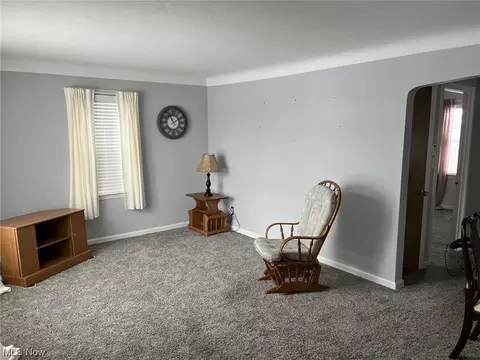 7203 Hampstead Ave, Parma, OH 44129 photo 3