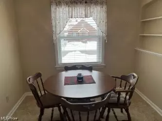 7203 Hampstead Ave, Parma, OH 44129 photo 15