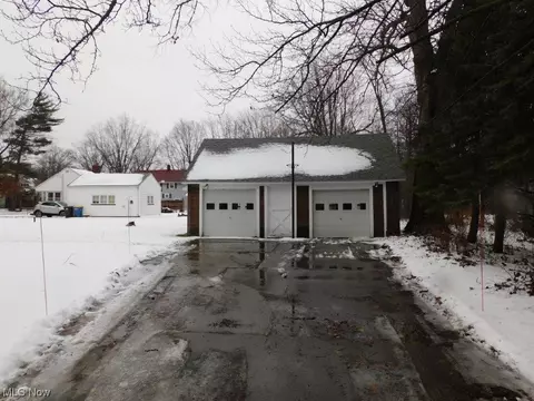 Exterior - 2232 W 10th, Ashtabula, OH 44004 photo 9 of 10