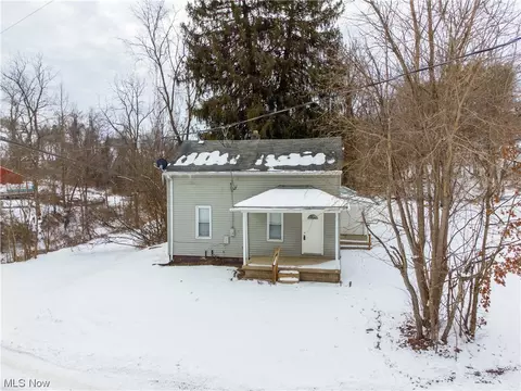54490 Jones Addition, Martins Ferry, OH 43935