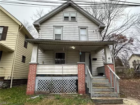 422 Downing, Akron, OH 44306