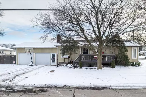 245 5th NE, Barberton, OH 44203