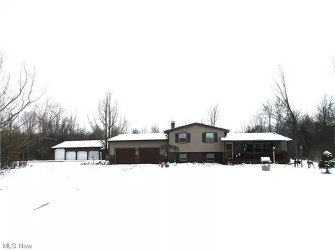 2569 Phalanx Mills Herner Rd, Southington, OH 44470