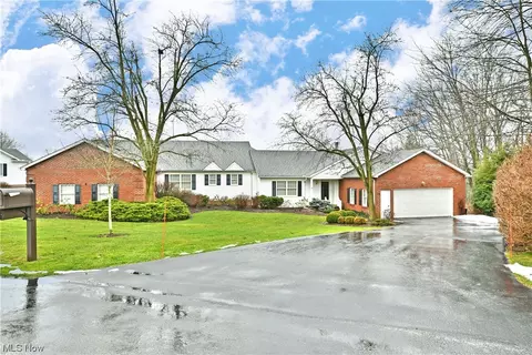 280 Jefferson, Canfield, OH 44406