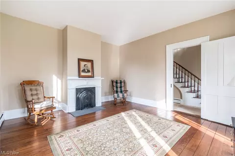Living - 430 Indianola Rd, Boardman, OH 44512 photo 2 of 4