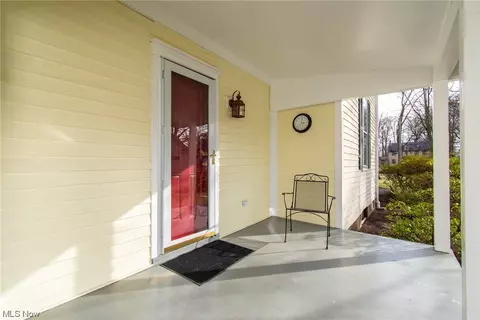 Exterior - 430 Indianola Rd, Boardman, OH 44512 photo 7 of 8