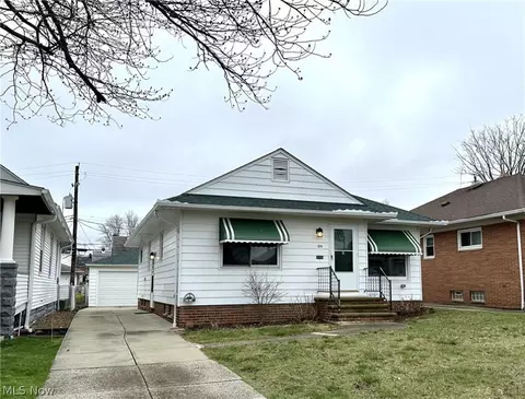 11518 Bradwell Rd, Garfield Heights, OH 44125