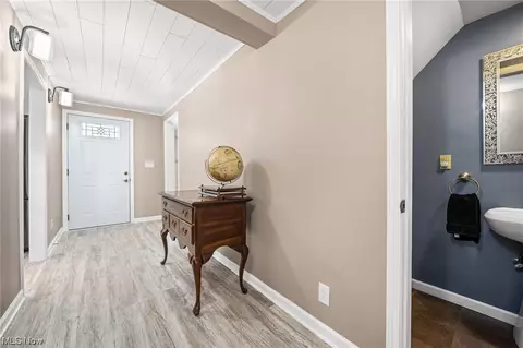 2986 Worrell Rd, Willoughby Hills, OH 44094 photo 5