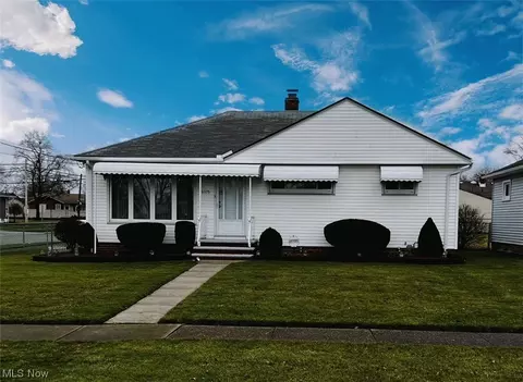 6115 Barbara Ln, Brook Park, OH 44142