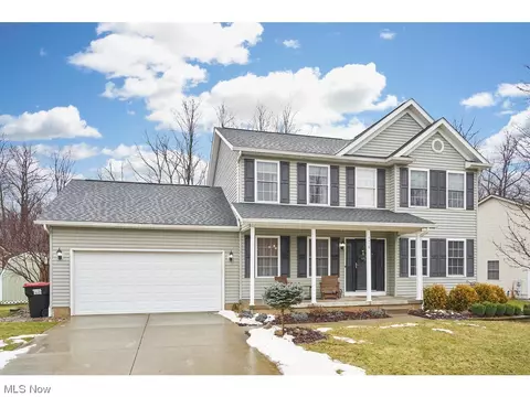 4458 Pleasant Lakes Dr, Kent, OH 44240