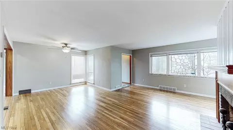 34705 Cannon Rd, Solon, OH 44139 photo 6