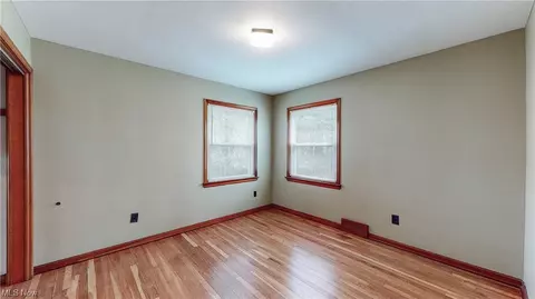 34705 Cannon Rd, Solon, OH 44139 photo 16
