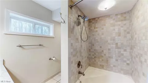 34705 Cannon Rd, Solon, OH 44139 photo 18