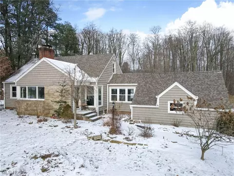 34705 Cannon Rd, Solon, OH 44139 photo 4