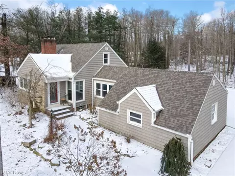 34705 Cannon Rd, Solon, OH 44139