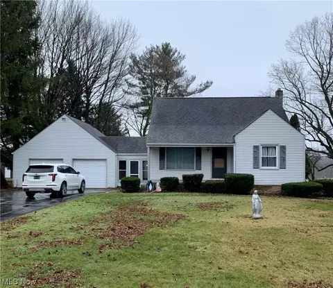 3185 Calla E, Poland, OH 44514