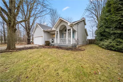 1355 Lake Vue, Roaming Shores, OH 44085