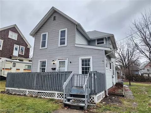 238 S Maple, Akron, OH 44302