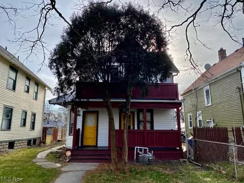 7201 Lawn Ave, Cleveland, OH 44102