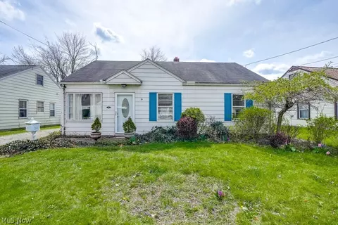 2516 Edgebrook Ave, Akron, OH 44312